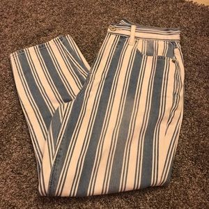 American eagle mom jeans